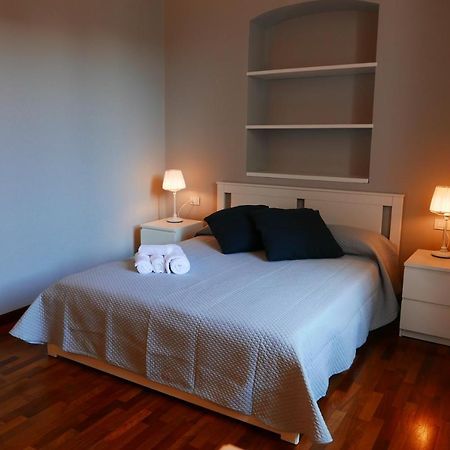 Suite 261 - Intero Appartamento Nel Centro Di Бари Екстериор снимка