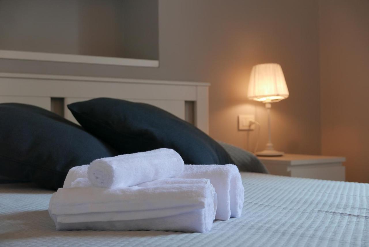Suite 261 - Intero Appartamento Nel Centro Di Бари Екстериор снимка